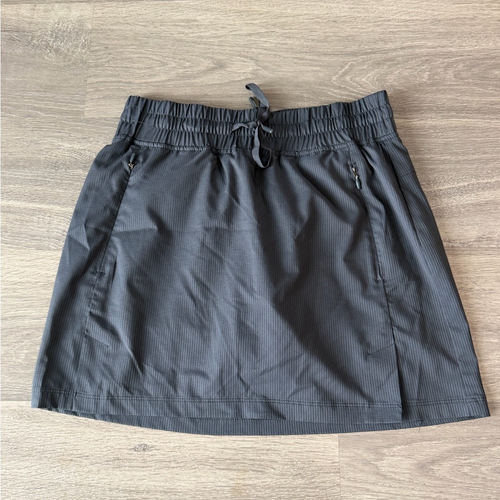 Kyodan Black Active Performance Skort with Built-in Shorts Size Small
